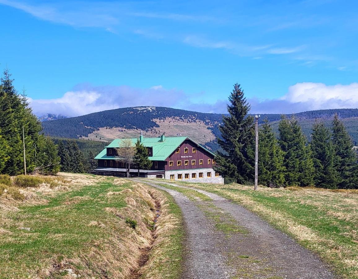 Hostel Bouda Na Plani - Horska Bouda Špindlerŭv Mlýn Exterior foto